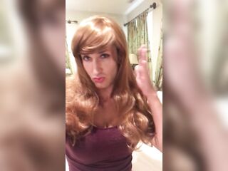 Crossdresser Checking Herself Out (Loop)