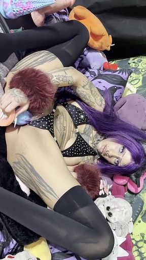Goth Girl Cosplaying as Yoruichi Shihouin, Fucks Her Tight Pierced Pussy with Fantasy Dildo
