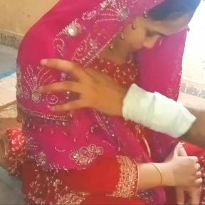 Telugu-Lovers Full Anal Desi Hot Wife Fucked Hard By Husband During First Night Of Wedding Clear Voice Hindi audio.