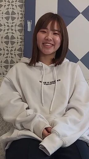 Scheduled to Be Uploaded in June! Completely Amateur! Rei-chan in Her First Shot