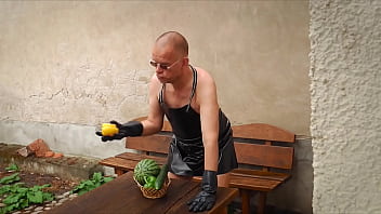 Der Geile Gummi-G&auml_rtner 13 - Gem&uuml_sezertreter und Stiefelpflege (Nice Price!)