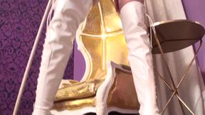 Big babe humiliating you from above