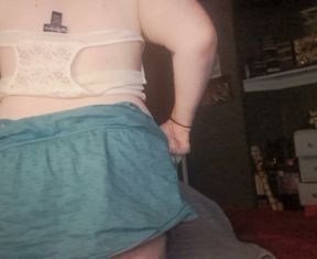 Trans milf riding toy to cum