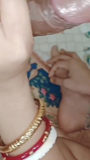 Desi High Class Beautiful Bhabhi Black Saree Amazing Figure Hot Romance and Fucked
