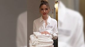 Maid Comes For Room Service and Gets Creampied For Money