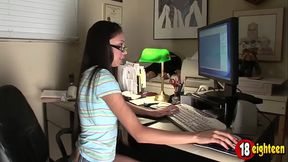 Alexis fucks herself