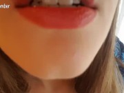Elle veut ta bite pendant que sa famille fête Noël juste à côté! GFE POV