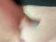 Viens caresser ma chatte rasée