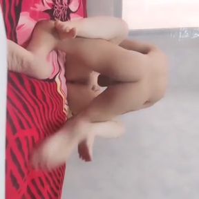 خیانت به شوهرم وقتی سر کار بود با مرد کیر کلفت ۲۵ سانتیمتریCheating on my husband with huge cock