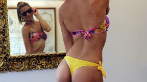 ”Izabelly Marquesine playing with fleshlight”