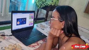 fui na casa das minhas primas ensinar um trabalho de faculdade, e elas me atacaram, e eu comi o cu e buceta das safadas, luana aguiar e paty bumbum