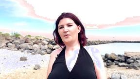 Leila, 37 years old, from Dijon!