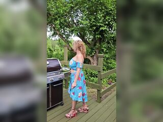 Real TOPLESS MOMMY Enjoying the Summer Barbecuing with her Older MILF BIG BREASTS Out in the Sunshine