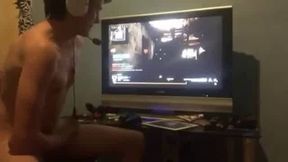 Twink Plays Call of Duty and Cums