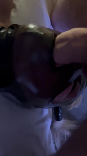 Hungry wife sucking and face fucked   Clip 1