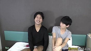 Japanese twink gets butt fucked