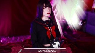 Gothic-Schulmädchen-Cosplayerin reitet Schwanz auf OnlyFans