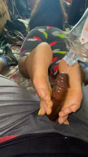 I love footjobs from my co worker