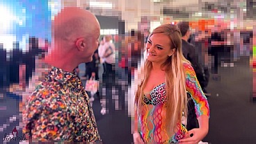 (Ü60+) USERFICK!!! TREUEN FAN DIREKT AUF VENUS BERLIN ABGESCHLEPPT!