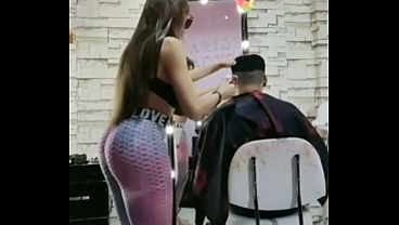ME PARECE DEMASIADO ATRACTIVA ESTA CHICA POR ESO LA VISITO Y EN ESTA OCASION ME SENTIA SUPER EXCITADO CON GANAS DE BESARLA Y DEJARLA SUPER LUBRICADA Y GIMIENDO DE LO CALIENTE QUE SE LLEGA A SENTIR
