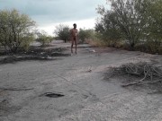 linda trans desnuda en publico con tacones altos muy caliente se masturba disfrutala