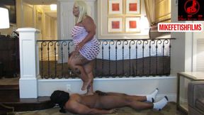 CRUDE BBW TRAMPLING