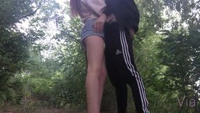 Virgin gives sloppy blowjobs in the park on first date