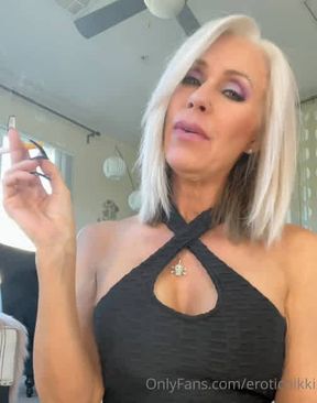 Smoking 776