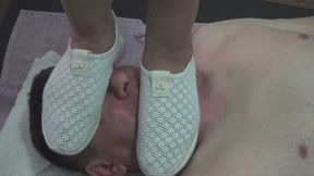 trample cu amndoua picioarele