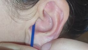 Slowly cleaning my dirty ears