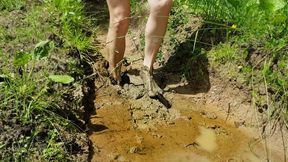 Girl barefoot in deep mud, barefoot in mud, walking in mud, girl in mud, muddy feet, feet stuck in mud