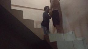 comi o cu da sapatao filha da empregada na escadaria da garagem do predio, fomos pagos no flagra. (jasmine santanna)