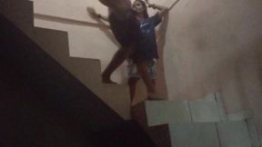 comi o cu da sapatao filha da empregada na escadaria da garagem do predio, fomos pagos no flagra. (jasmine santanna)