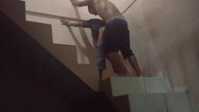 comi o cu da sapatao filha da empregada na escadaria da garagem do predio, fomos pagos no flagra. (jasmine santanna)