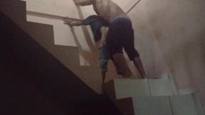 comi o cu da sapatao filha da empregada na escadaria da garagem do predio, fomos pagos no flagra. (jasmine santanna)