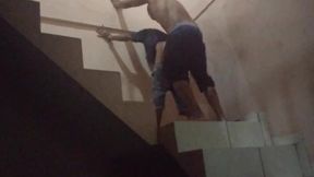 comi o cu da sapatao filha da empregada na escadaria da garagem do predio, fomos pagos no flagra. (jasmine santanna)