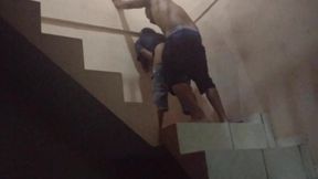 comi o cu da sapatao filha da empregada na escadaria da garagem do predio, fomos pagos no flagra. (jasmine santanna)