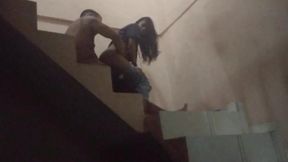 comi o cu da sapatao filha da empregada na escadaria da garagem do predio, fomos pagos no flagra. (jasmine santanna)