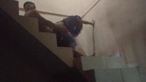 comi o cu da sapatao filha da empregada na escadaria da garagem do predio, fomos pagos no flagra. (jasmine santanna)