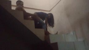 comi o cu da sapatao filha da empregada na escadaria da garagem do predio, fomos pagos no flagra. (jasmine santanna)