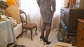 Crossdresser sexy black stockings heels