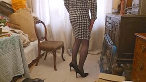 Crossdresser sexy black stockings heels