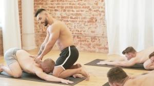 Jizz Orgy: Orgy & muscled jock Casey Jack