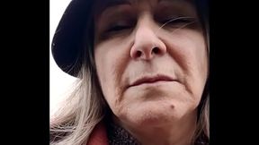 2024 09 27 Esclave F humiliations publiques et exhibition en ville