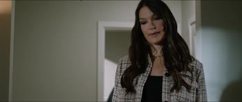 Tommy Gunn's Christmas Gift: Sizzling Small-Titted Isabella De Santos