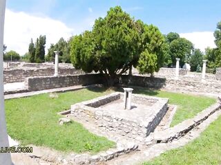 BREASTY BLOND STEP MOMMY GOES to the ROMAN RUINS with HER SON LEARNS SMTH RECENT!