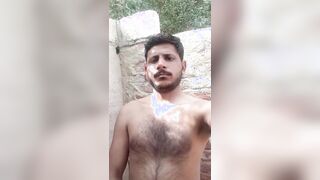 Highly Mind-blowing fellow in douche displaying his sexy figure to his worshippers