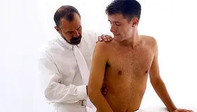 Big Beefy Boss Takes Control: Steamy Encounter with Ripped Garden Slave – MissionaryBoys