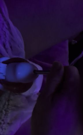 In chastity inserting the thickest sounding rod that will fit through