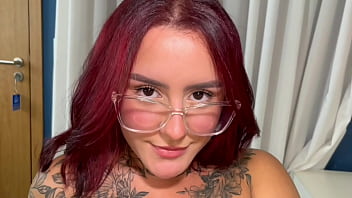 DO EST&Uacute_DIO DE TATUAGEM DIRETAMENTE PRA UMA GRAVA&Ccedil_&Atilde_O QUENTE E GOSTOSA